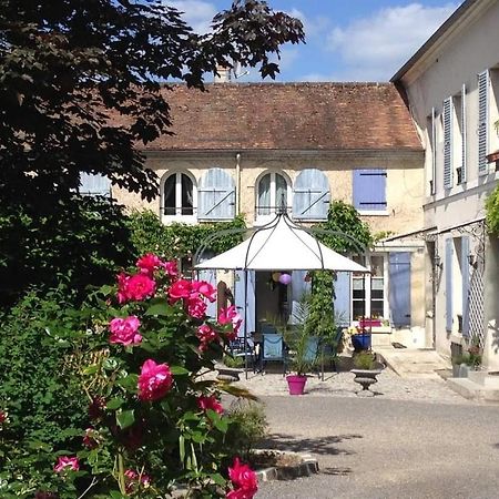 La Chasse Royale Hotel Plailly Exterior photo