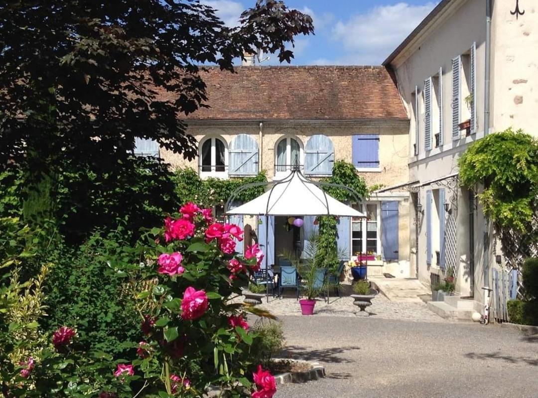 La Chasse Royale Hotel Plailly Exterior photo